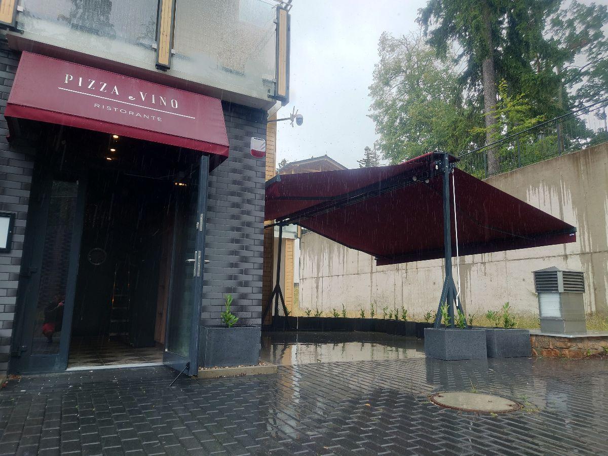 Markizy realizacja w restauracji w Szklarskiej Porębie